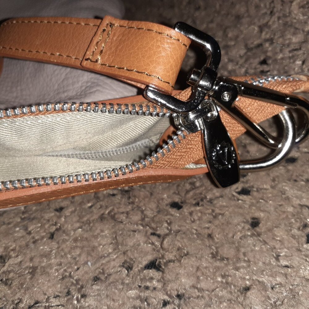 VALENTINA-Pinky Beige/Tan Pebbled Leather-Dual Handle/Crossbody/Shoulder-NWOT - Picture 8 of 11